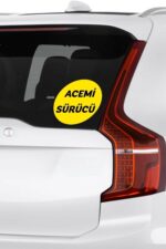 3 Adet - Sarı Zemin Üzerine Siyah Renk Acemi Sürücü Yazılı Sticker 15x15 Cm
